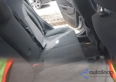 2015 Ford Fiesta Se z USA, uszkodzony, nr VIN 3FADP4BJ7FM167624